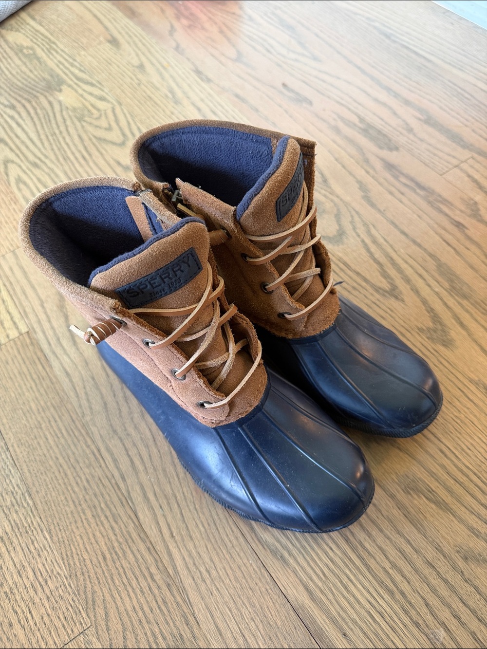 Sperry Navy and Brown Lace-Up Duck Boots
